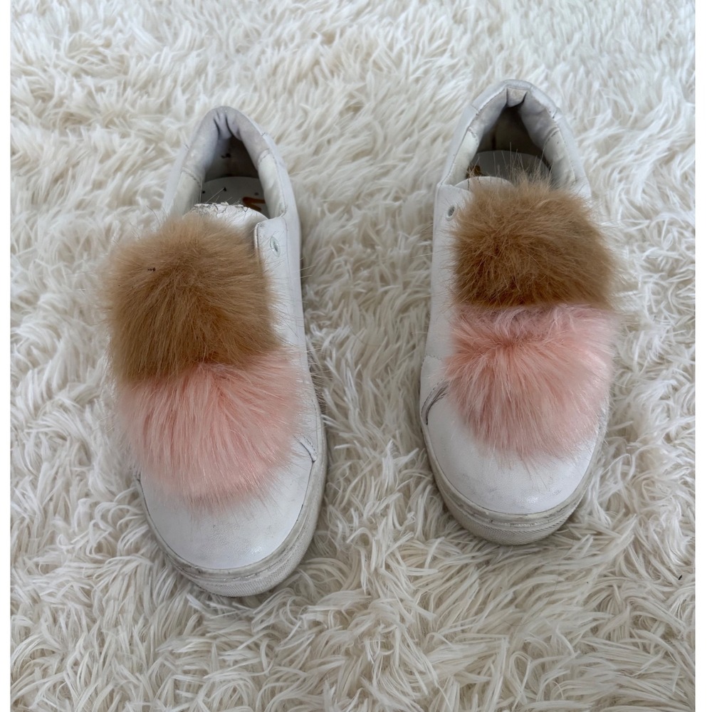 Sam Edelman White Leather Slip On Sneakers‎ Pom Pom Accent Shoes Size 6M